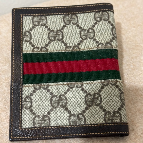 GUCCI Vintage Accesory Collection Bifold Wallet with Sherryline - Picture 4 of 11